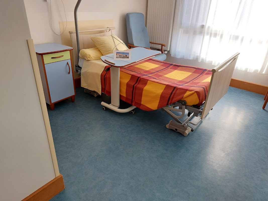 EHPAD de Châteauneuf-en-Thymerais - Photo 4 sur 4 - Espaces de vie