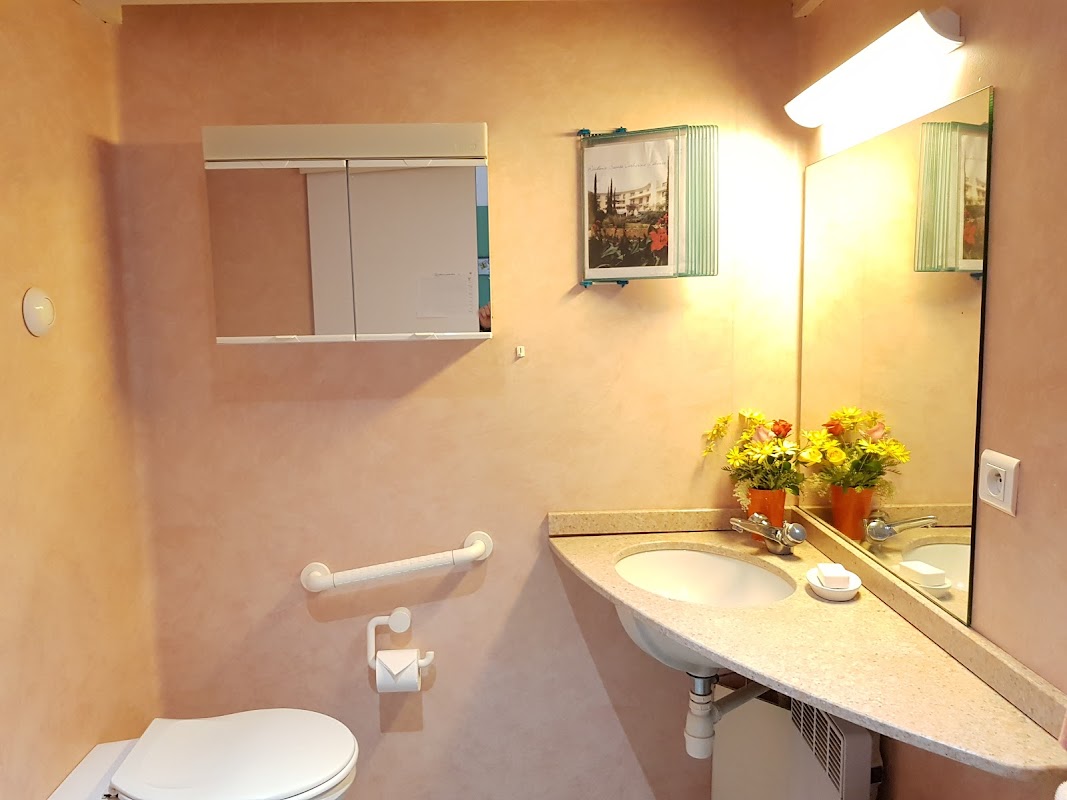 EHPAD Résidence Sainte-Catherine-Labouré - Photo 3 sur 5 - Chambres et hébergement