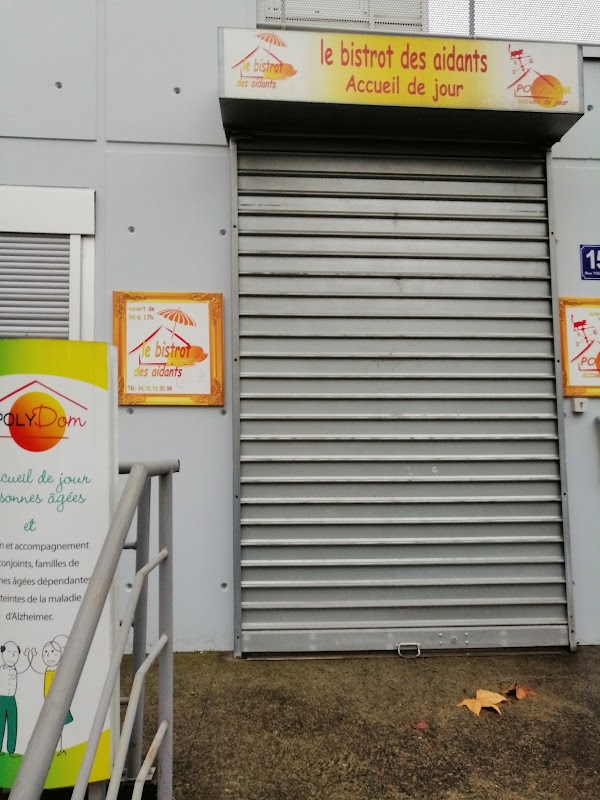 Polydom Accueil de jour - Photo 5 sur 5 - Environnement et extérieurs