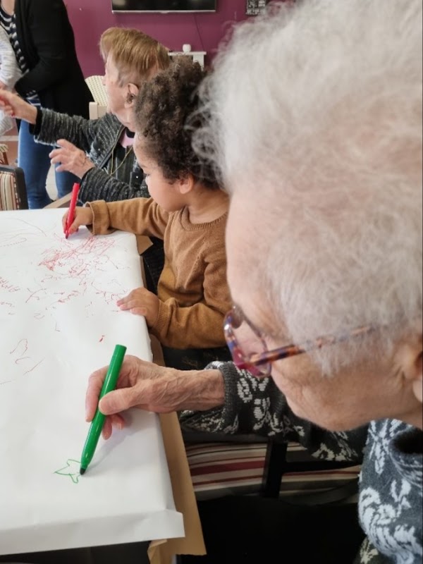 EHPAD Les Chataigniers - Photo 2 sur 5 - Intérieur et espaces communs