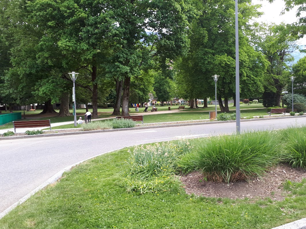 EHPAD Alfred Blanc - Photo 2 sur 4 - Intérieur et espaces communs