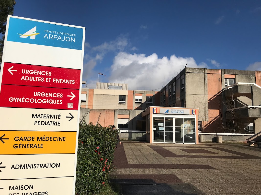 USLD du Centre hospitalier d'Arpajon - Photo 2 sur 5 - Intérieur et espaces communs