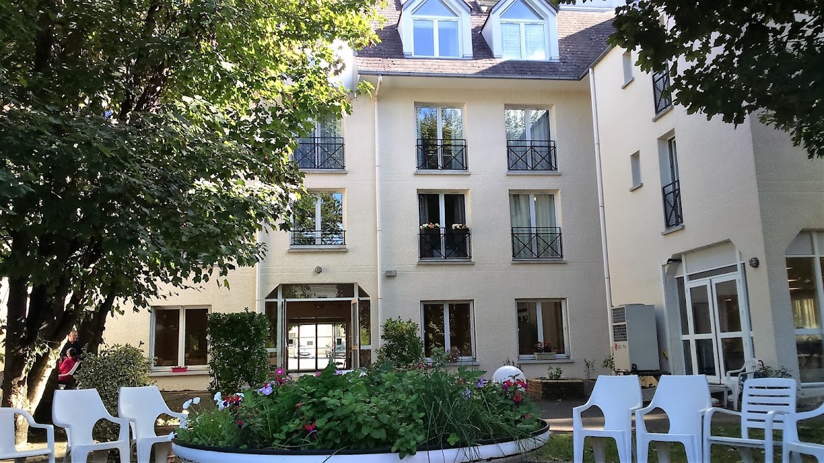 EHPAD Résidence Le Village - Photo 2 sur 5 - Intérieur et espaces communs