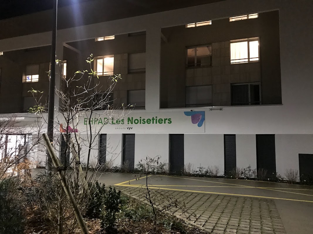 EHPAD Les noisetiers - Photo 5 sur 5 - Environnement et extérieurs