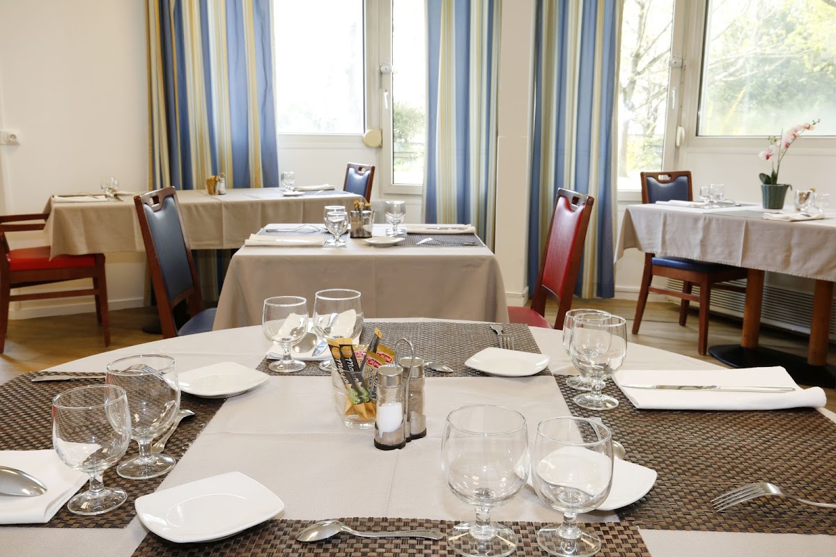 Ehpad Nadar de la Pagerie - Photo 5 sur 5 - Environnement et extérieurs