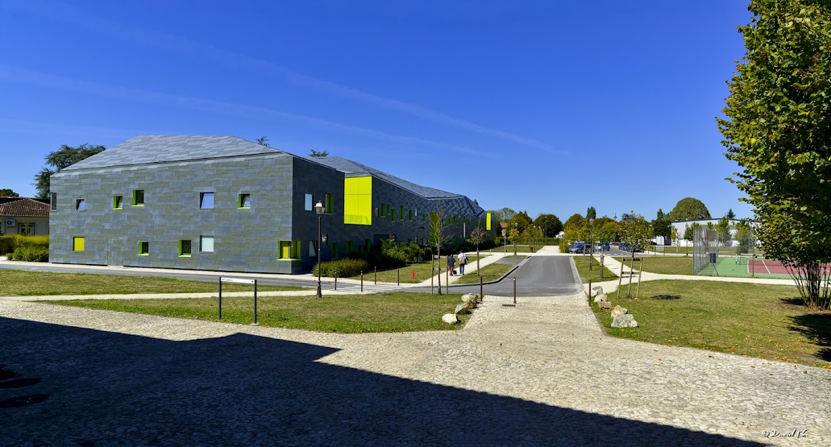 USLD - CH LA ROCHEFOUCAULD - Photo 3 sur 5 - Chambres et hébergement