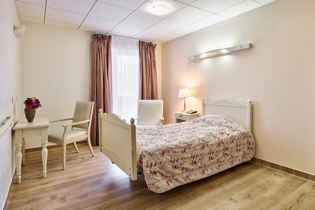 EHPAD Résidence Saint Julien - Photo 2 sur 5 - Intérieur et espaces communs