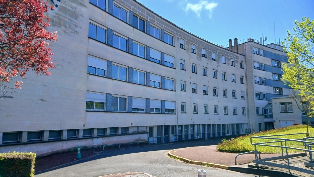 EHPAD de l'Ermitage - CHRU de Tours - Photo 2 sur 5 - Intérieur et espaces communs