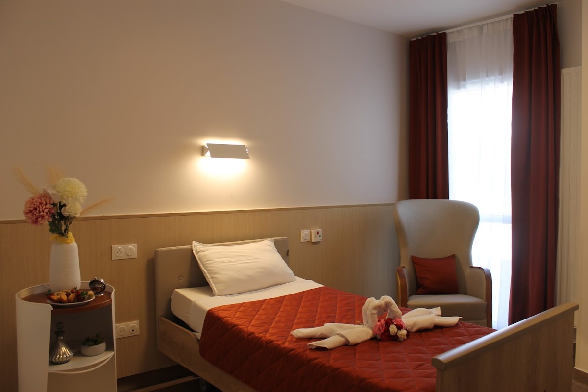 EHPAD Résidence Les Tilleuls - Photo 3 sur 5 - Chambres et hébergement