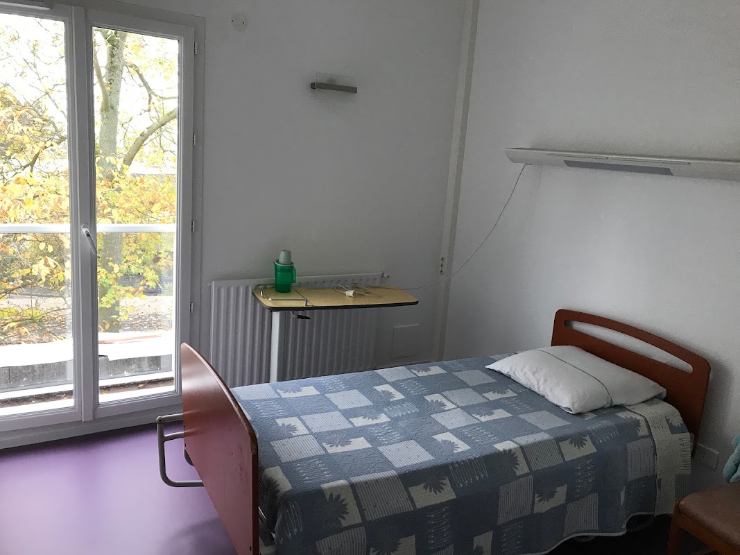 EHPAD Les Arméniens - Photo 2 sur 5 - Intérieur et espaces communs