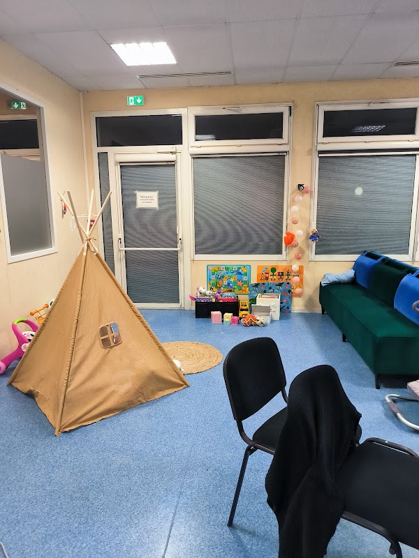 Accueil de jour Ville de Vénissieux - Photo 2 sur 4 - Intérieur et espaces communs