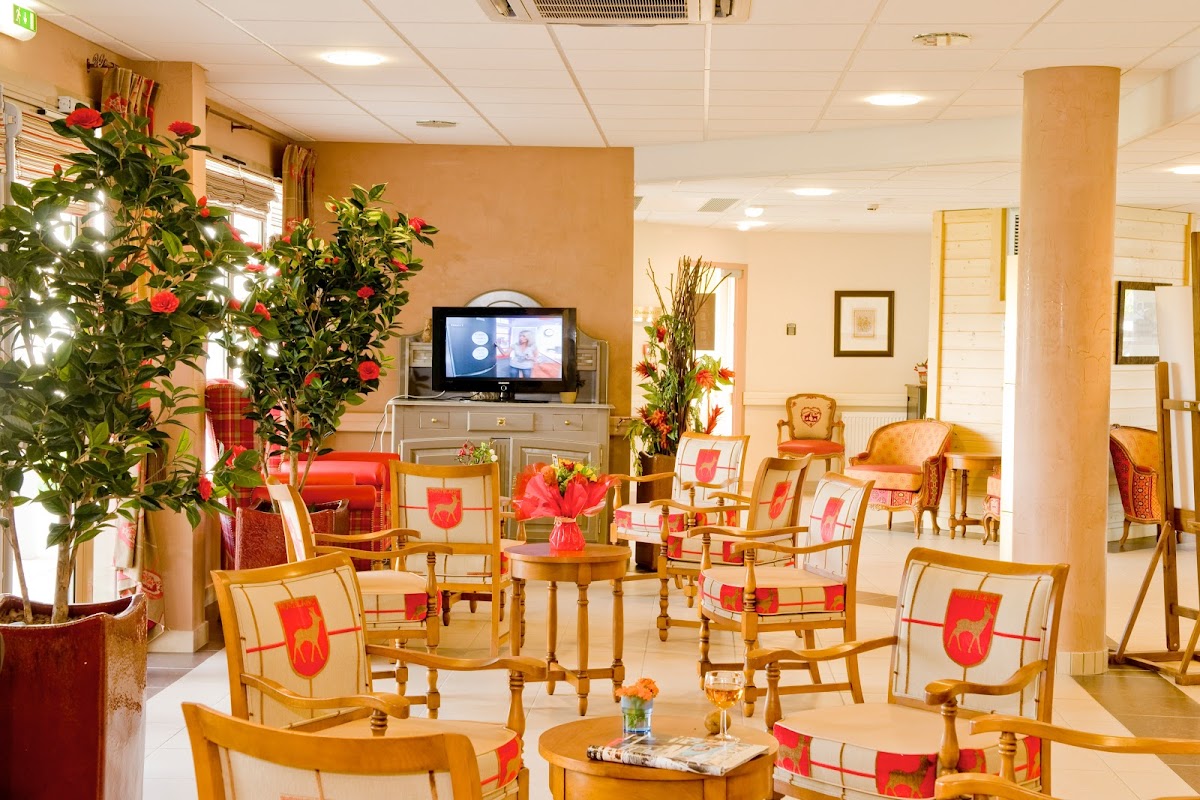 EHPAD Les Jardins du Mont-Blanc - Photo 2 sur 5 - Intérieur et espaces communs