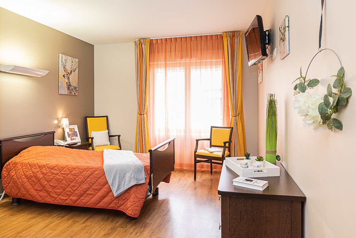 EHPAD Korian Château des Landes - Photo 2 sur 5 - Intérieur et espaces communs