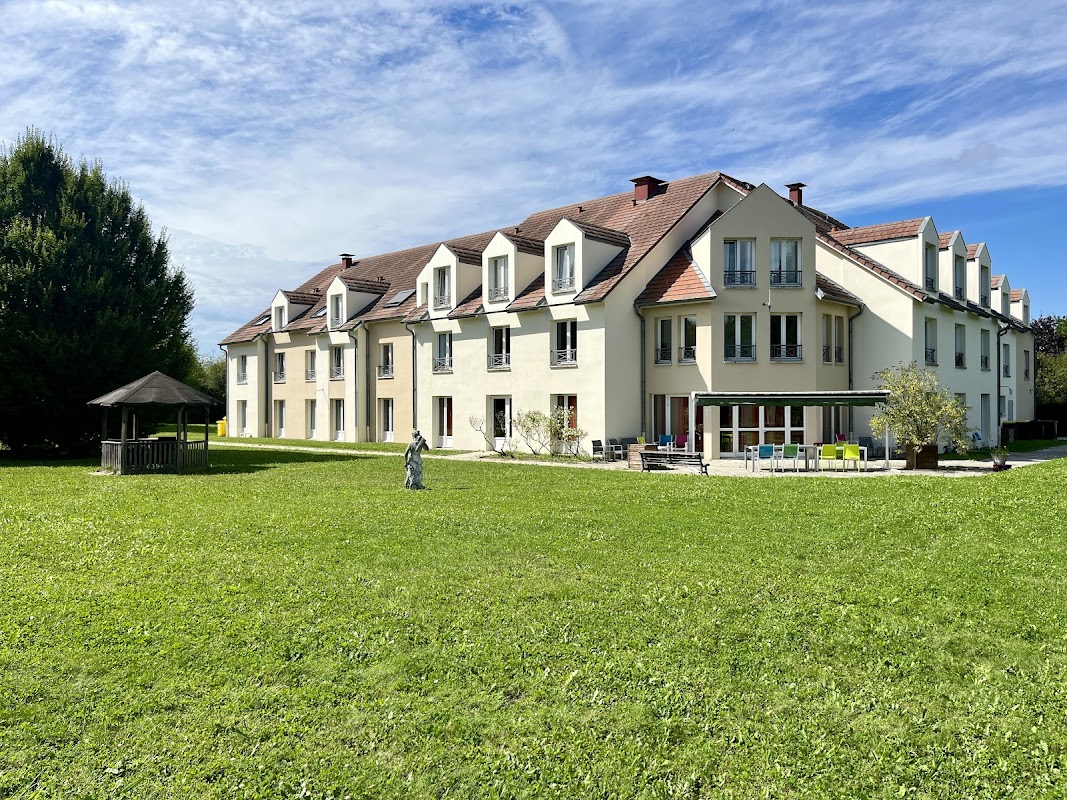 EHPAD Résidence l'Aubetine - Photo 2 sur 5 - Intérieur et espaces communs