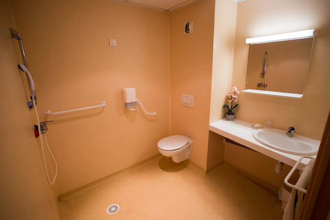 EHPAD - résidence Les Pins - Photo 3 sur 5 - Chambres et hébergement