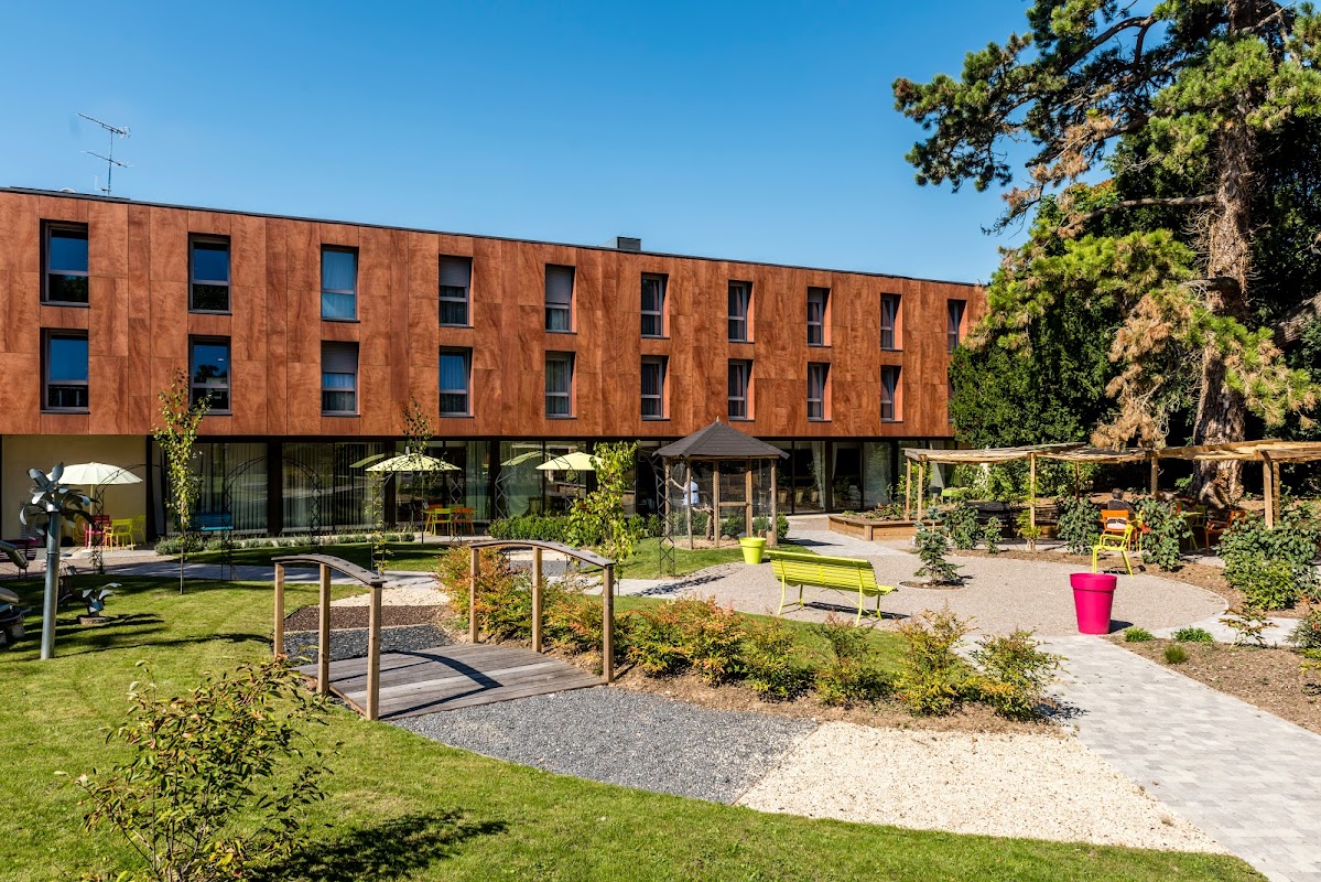 Photo de EHPAD Les Cèdres, EHPAD à CROUY EN THELLE