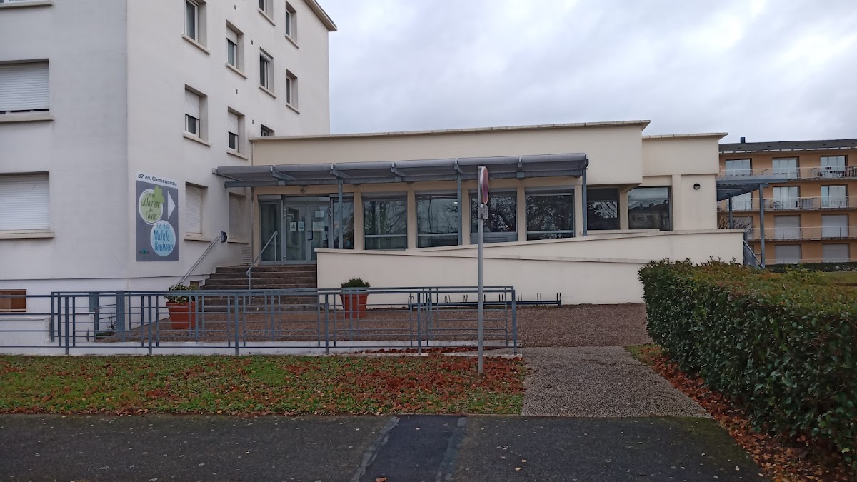 EHPAD La Clairière des Coutis - Photo 2 sur 4 - Intérieur et espaces communs