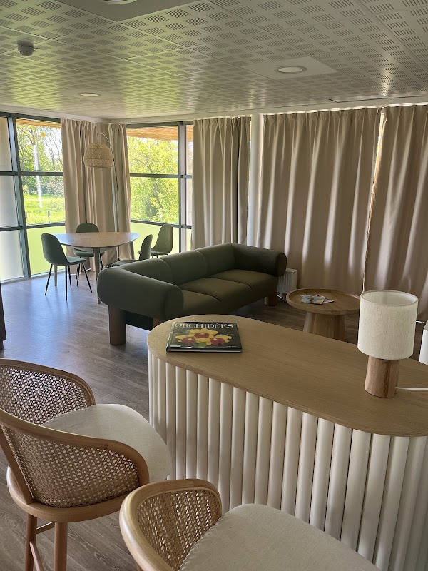 EHPAD Saint-Augustin - Photo 2 sur 3 - Intérieur et espaces communs