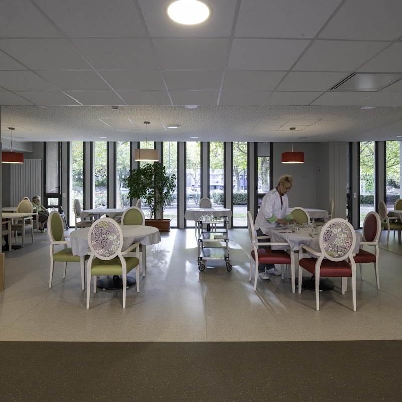 EHPAD Sainte-Marthe - Photo 3 sur 3 - Chambres et hébergement