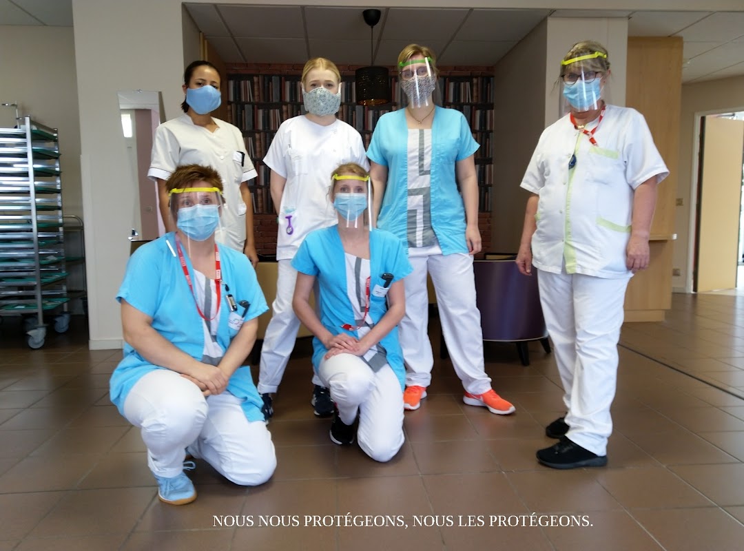 EHPAD Les Acacias - Photo 2 sur 5 - Intérieur et espaces communs