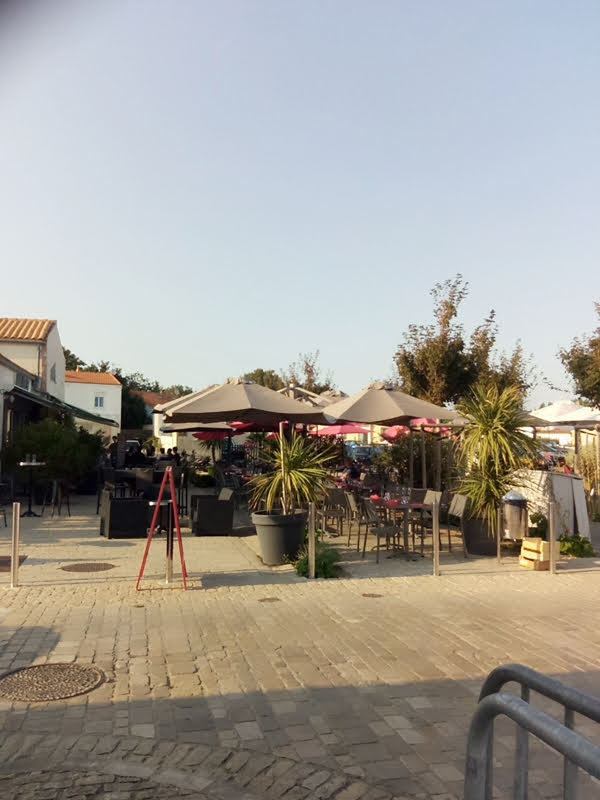 Photo de EHPAD Résidence Les Boucholeurs, EHPAD à CHATELAILLON PLAGE
