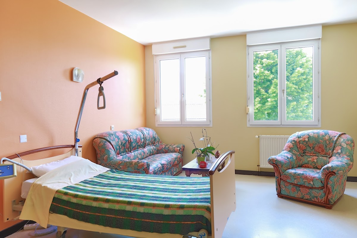 EHPAD Les Tourelles - Photo 2 sur 3 - Intérieur et espaces communs