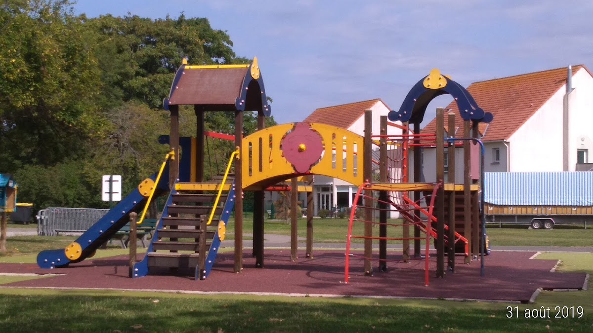 Photo de Unité de Vie Clos St Victor, Résidence autonomie à ETAPLES