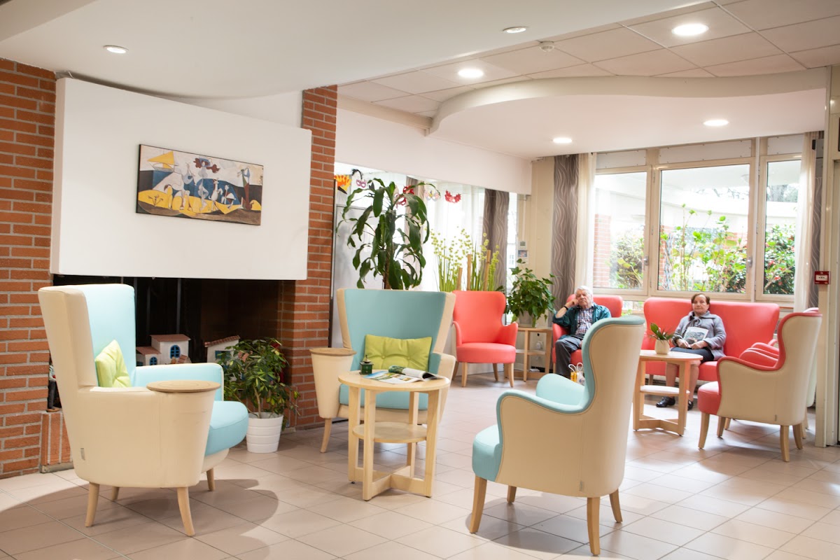 EHPAD Résidence Le Pin - Photo 3 sur 5 - Chambres et hébergement