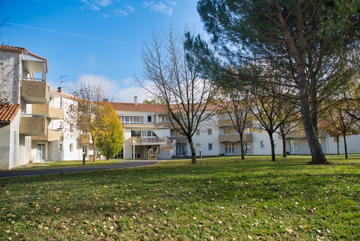 Photo de EHPAD Résidence La Genollière, EHPAD à NIEUIL L ESPOIR