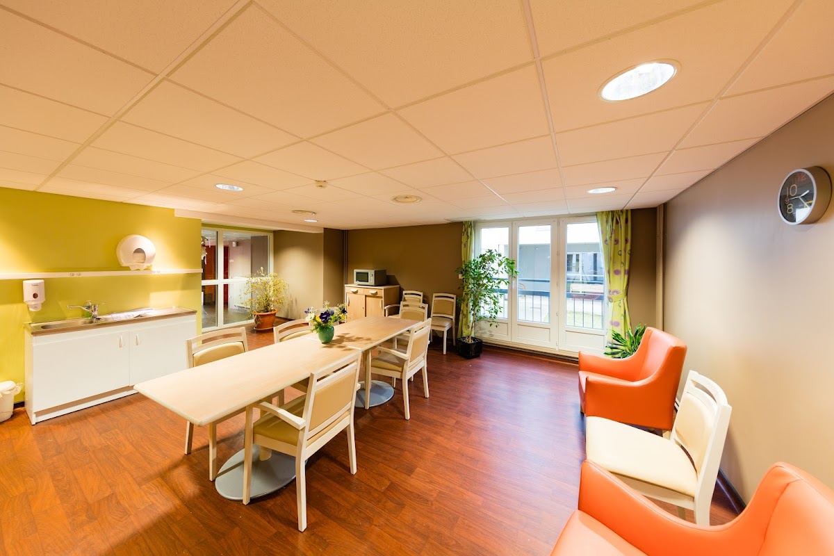 Résidence autonomie Les Charmilles - Photo 2 sur 5 - Intérieur et espaces communs