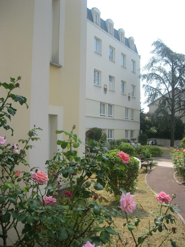 EHPAD Le Parc du Donjon - Photo 2 sur 2 - Intérieur et espaces communs