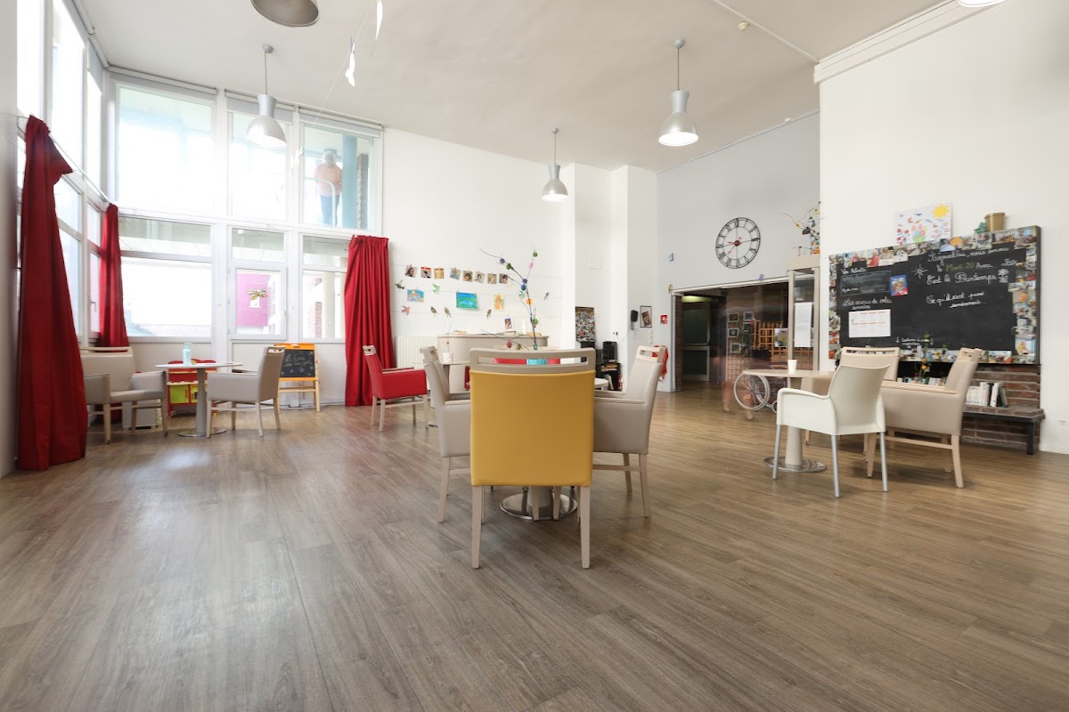 EHPAD La Résidence des Sapins - Photo 5 sur 5 - Environnement et extérieurs