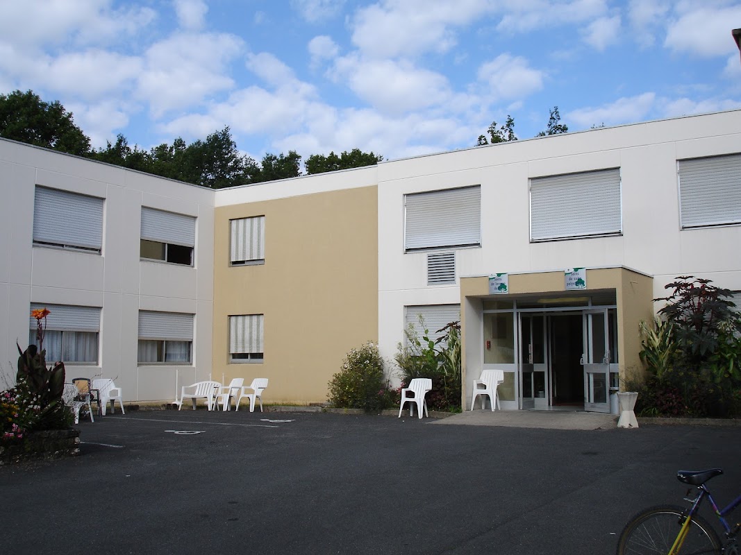 Centre départemental gériatrique Les Grands-Chênes - Photo 3 sur 5 - Chambres et hébergement