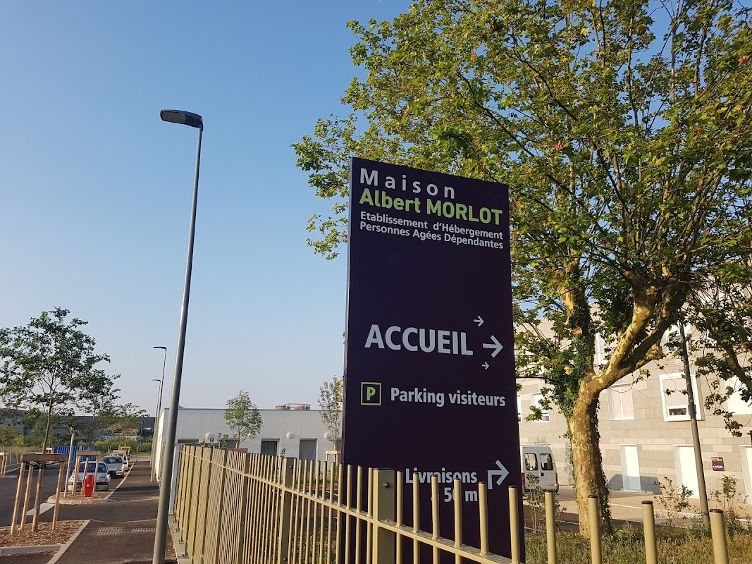 EHPAD Albert Morlot - Photo 2 sur 4 - Intérieur et espaces communs