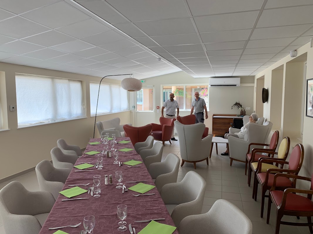 EHPAD Résidence Le Clos Saint-Roch - Photo 5 sur 5 - Environnement et extérieurs