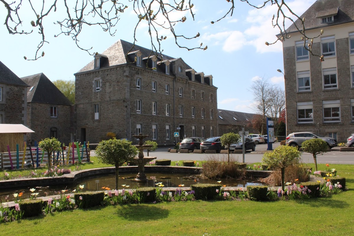 Photo de EHPAD Résidence Le Jardin des Épices, EHPAD à PONTORSON