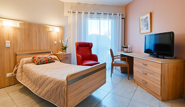 EHPAD L'Oustaou - Photo 3 sur 5 - Chambres et hébergement