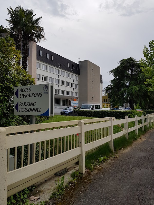 EHPAD Résidence L'Ecureuil - Photo 2 sur 5 - Intérieur et espaces communs