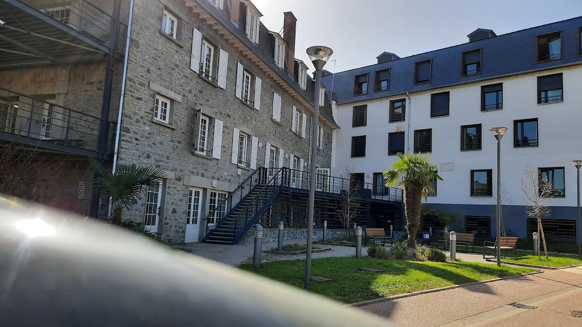 EHPAD public Les Gabariers - Photo 2 sur 5 - Intérieur et espaces communs