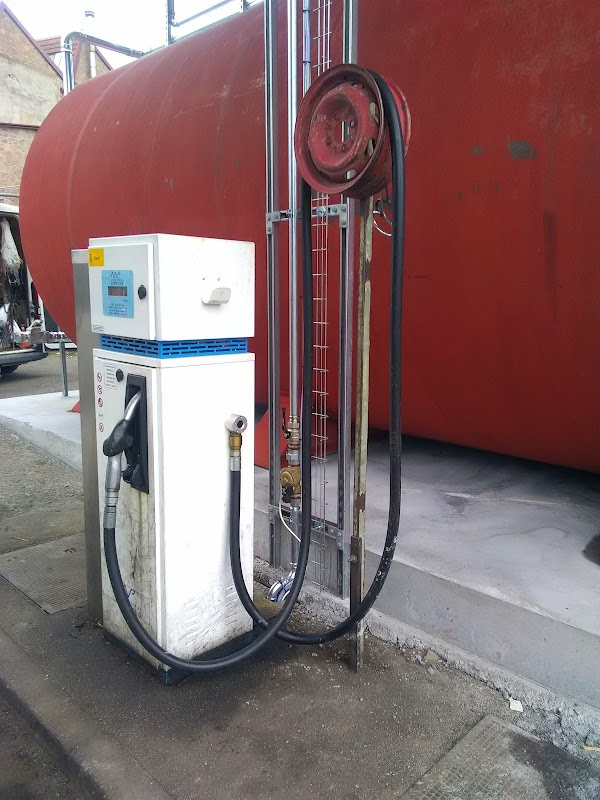 EHPAD de Cours-la-Ville - Photo 5 sur 5 - Environnement et extérieurs