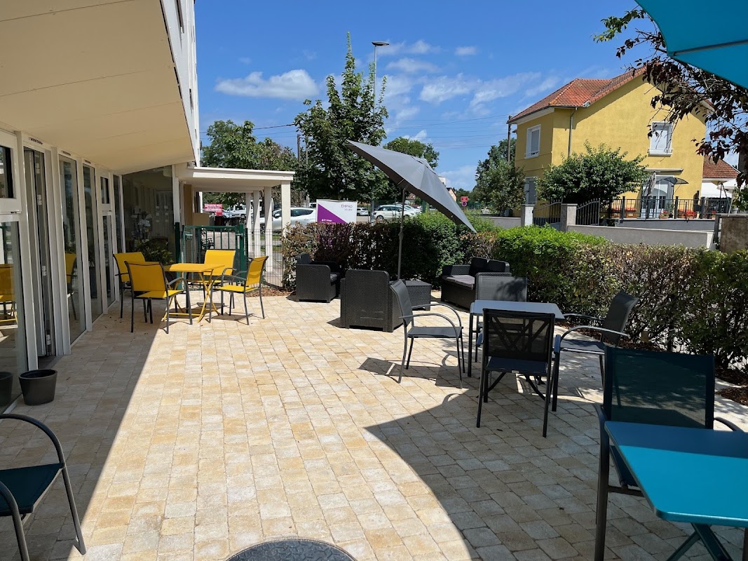 EHPAD Le Lien - Photo 2 sur 5 - Intérieur et espaces communs