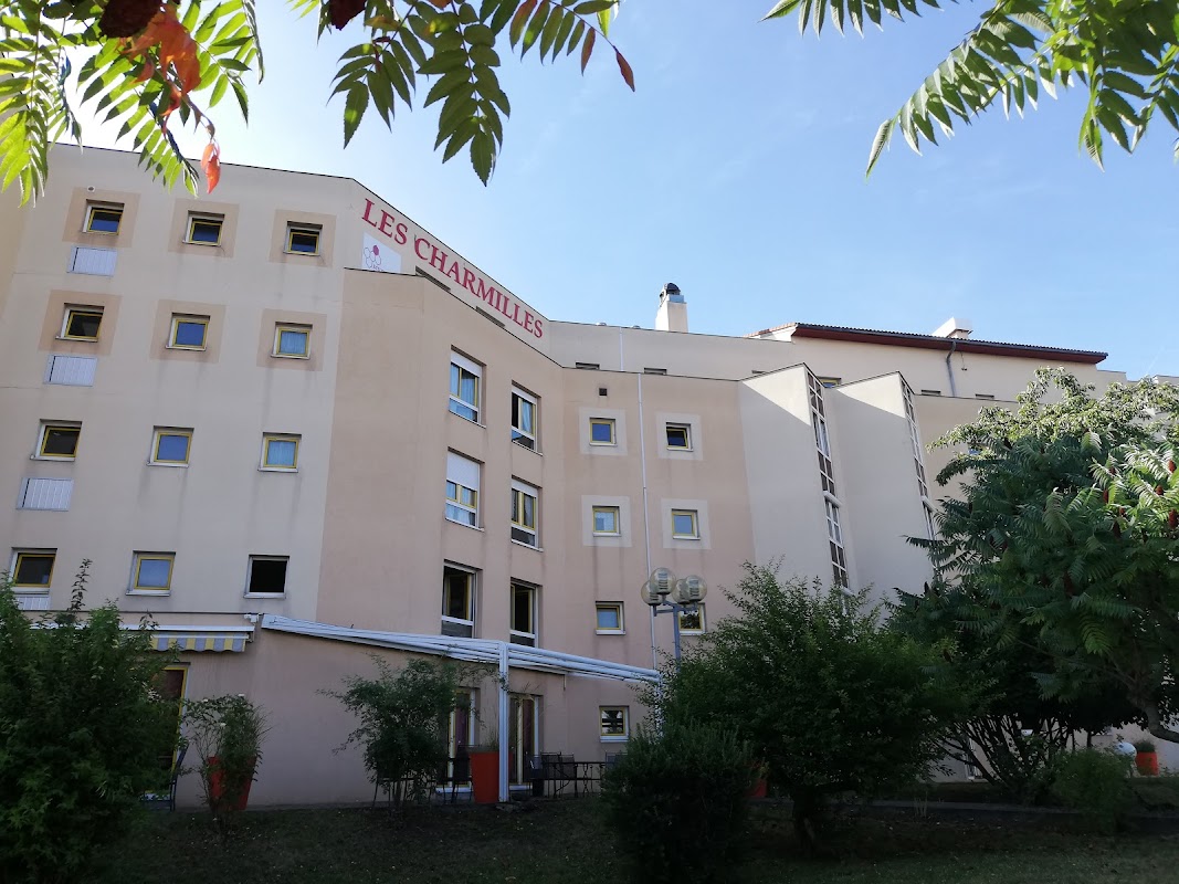 EHPAD Les Charmilles de Beaumont - Photo 3 sur 5 - Chambres et hébergement