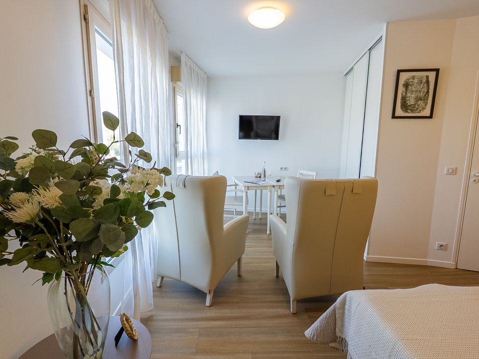 EHPAD Le Lac de Saint-Pryve - Photo 5 sur 5 - Environnement et extérieurs