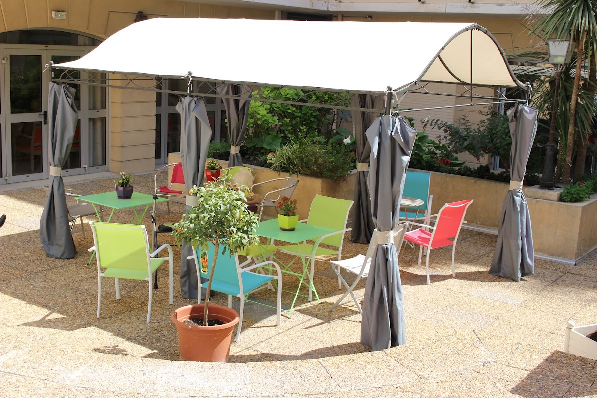 EHPAD Thiers - Photo 3 sur 3 - Chambres et hébergement