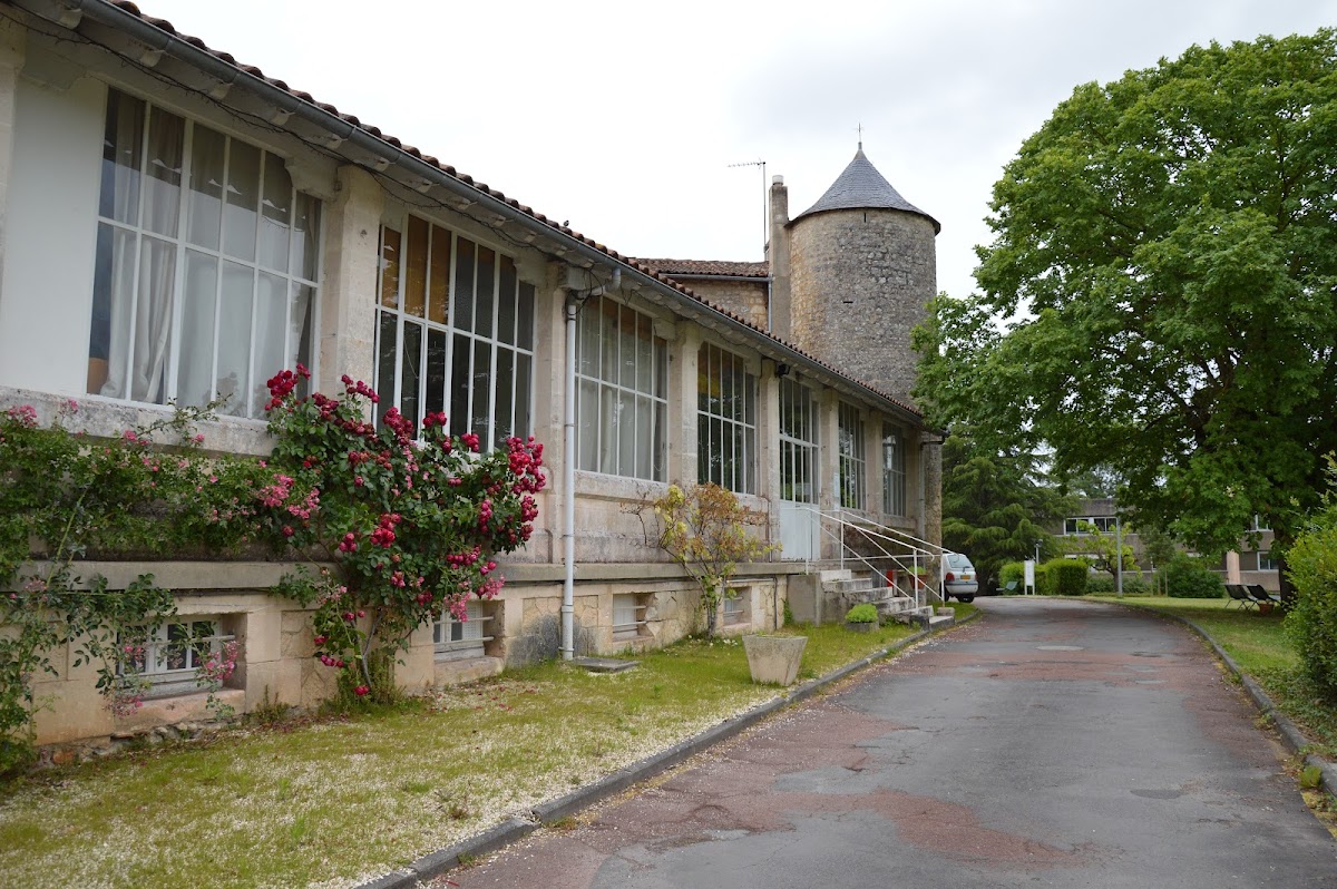 USLD du Centre hospitalier de Châteauneuf-sur-Charente - Photo 3 sur 5 - Chambres et hébergement