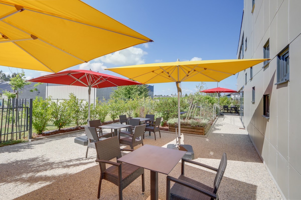 EHPAD KORIAN RIVE DE SELUNE - Photo 5 sur 5 - Environnement et extérieurs