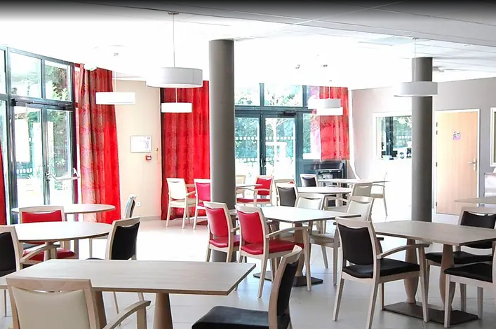 EHPAD Le Clos des Lavandes - Photo 3 sur 5 - Chambres et hébergement