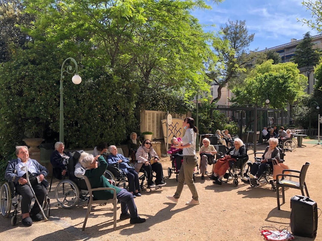 EHPAD Résidence Jeanne d'Arc - Photo 3 sur 5 - Chambres et hébergement