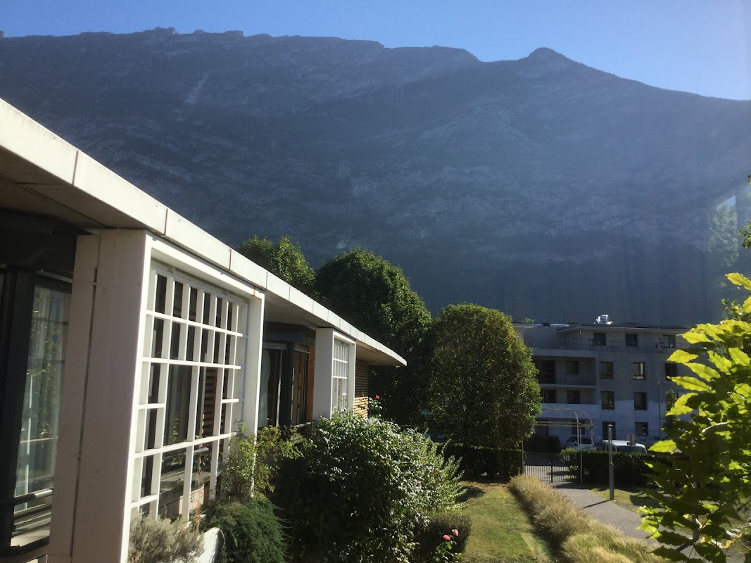 Photo de EHPAD La maison du Lac Saint-Egreve, EHPAD à ST EGREVE