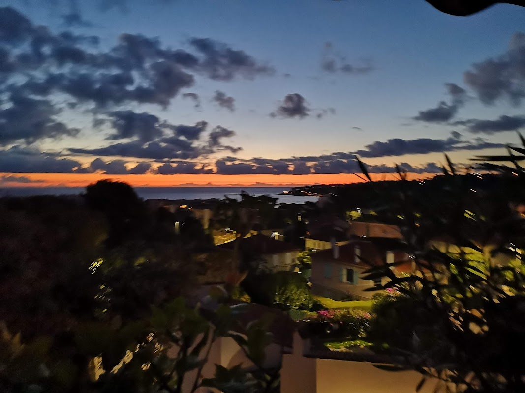 EHPAD La Maison du Côteau - Photo 5 sur 5 - Environnement et extérieurs